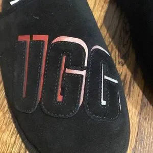 UGG | Shoes | New Ugg Signature Branded Suede Black Scuff 